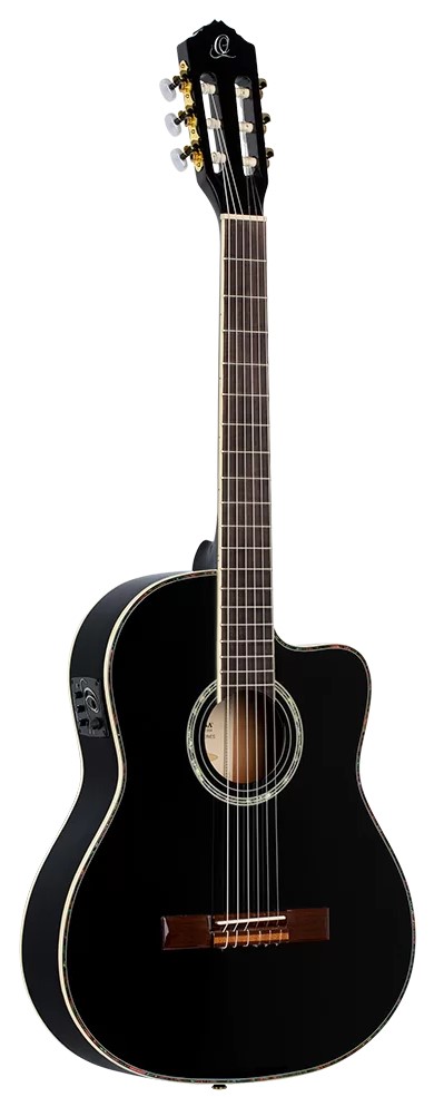 Køb Ortega RCE145BK Spansk Guitar 4/4 med Pickup - Sort - Pris 3295.00 kr.