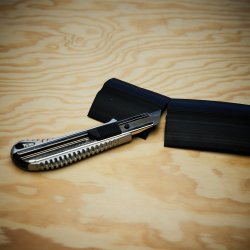 Defender Kabelbro Sort - 66x12 mm - 3 meter