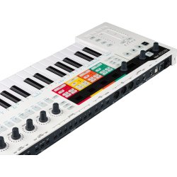 ARTURIA KeyStep Pro - Midi Keyboard - Hvid