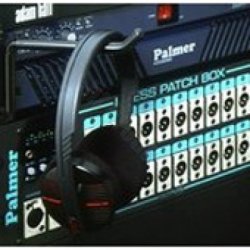 AH Hovedtelefonholder til rack montering