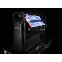 Eurolite LED IP Mega PIX Strobe 714 Swing - Moving LED strobe