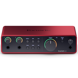 Focusrite Scarlett 2i2 Studio 4th Gen Lydkort Bundle