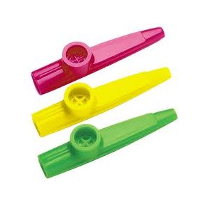 Plastik Kazoo i assorterede farver