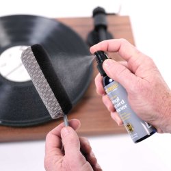 MusicNomad MN890 - Vinyl Cleaning &amp; Care Kit