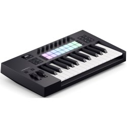 Novation Launchkey 25 MK4 MIDI keyboard