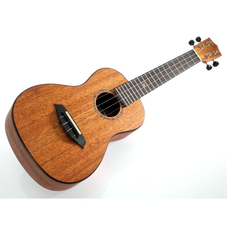 Kokio U-SMHLMH-C Solid Top Mahogni Concert Ukulele inkl. Litecase