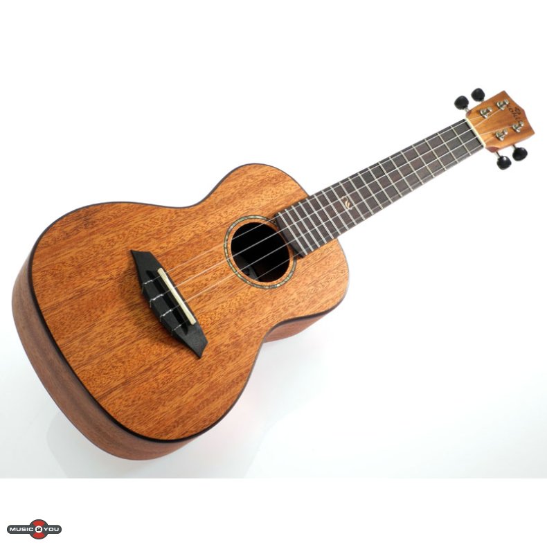 Kokio U-SMHLMH-C Solid Top Mahogni Concert Ukulele inkl. Litecase