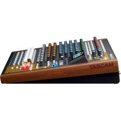 Tascam Model 12 Mixer med digital multitrack optager